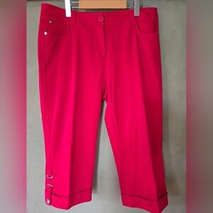 Larry Levine | Stylish Red Women's Capris, Size 12